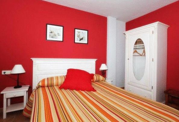 Apartamentos Pirineos Ordesa El Pueyo de Araguás Kamer foto