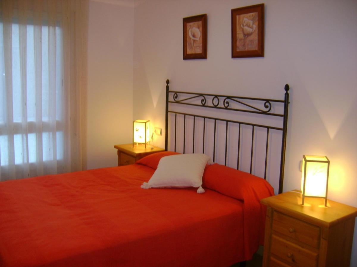 Apartamentos Pirineos Ordesa El Pueyo de Araguás Kamer foto